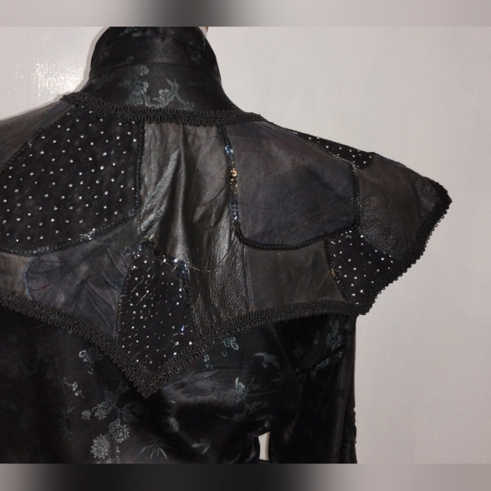 VINTAGE PATCHWORK LEATHER BAT CAPLETTE - image 3